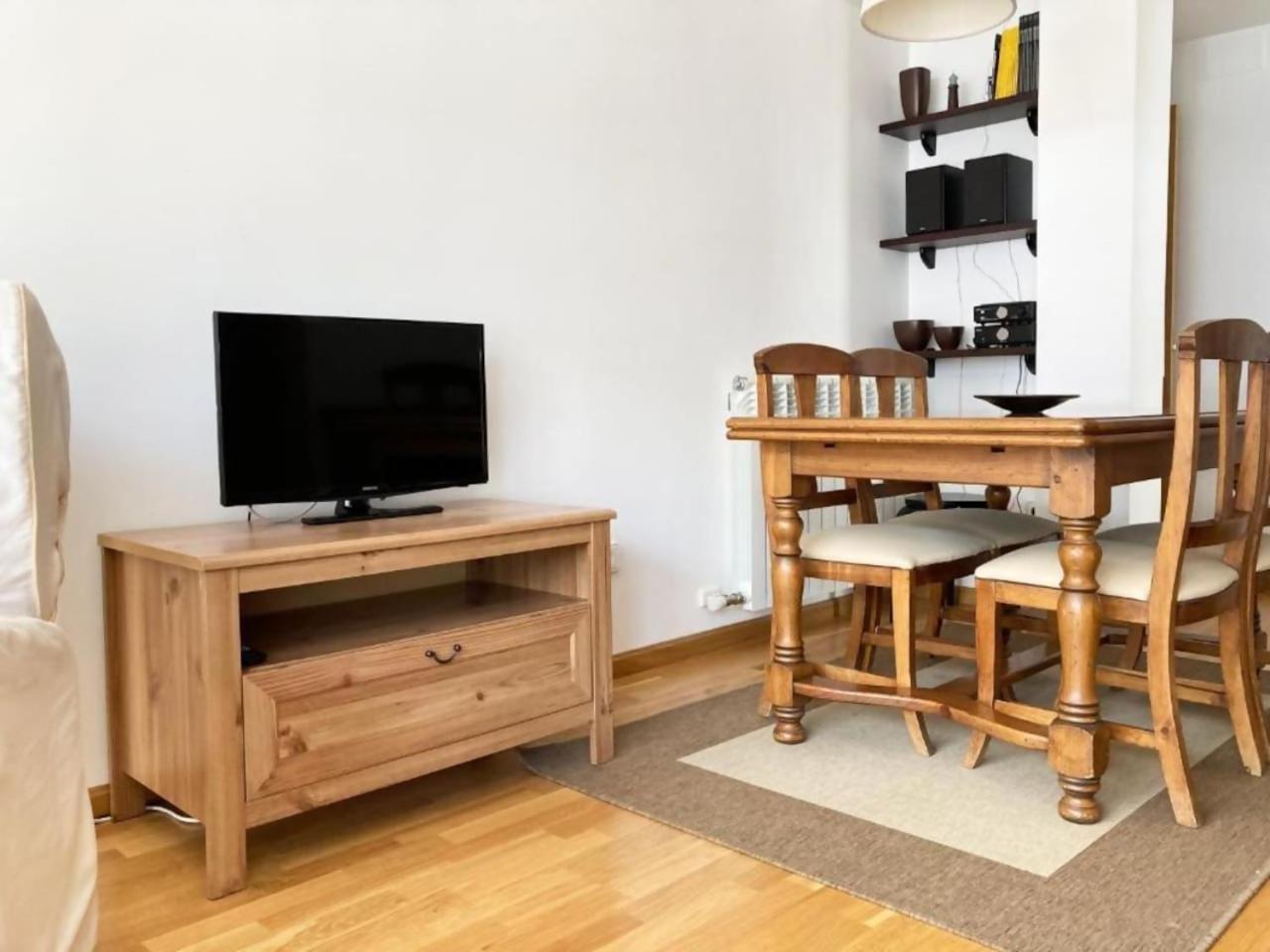 Apartamento Tarmanones Escarrilla Exterior photo